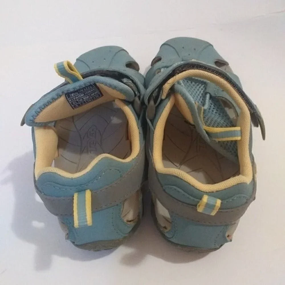 Teva deacon mermaid kids 4 sandals yellow and gray hiking camp casual vacations
